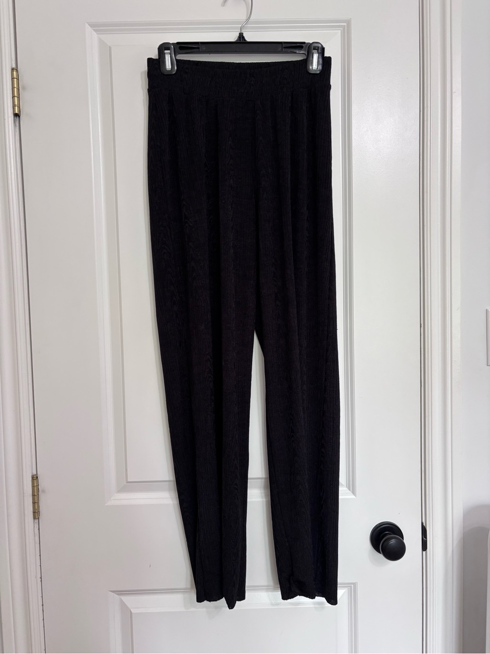 Black Wide-Leg Ribbed Pull-On Pants